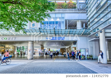 東京世田谷區的都市景觀,成城學園前站 東京世田谷區的都市景觀,成城學園前站 114352770