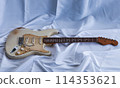 酷白色老 Stratocaster 114353621