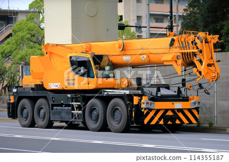 Rough terrain crane (self-propelled crane) Rough terrain crane (self-propelled crane) 114355187