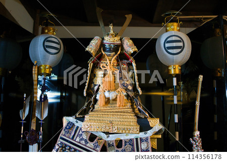 5 月 5 日兒童節:一天結束的節日的酷五月娃娃 5 月 5 日兒童節:一天結束的節日的酷五月娃娃 114356178