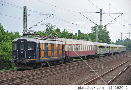 German Swiss Railways Re410 series 10008 114362041