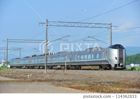 函館本線 峰延-岩見澤 JR 北海道 789 系列 1000 系列 HL-1001 編組(札幌)超級神威 函館本線 峰延-岩見澤 JR 北海道 789 系列 1000 系列 HL-1001 編組(札幌)超級神威 114362833