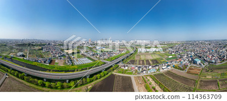"Saitama Prefecture" Aerial photography of the spring scenery of Minuma rice fields taken by drone 114363709