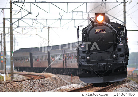Joetsu Line Shibukawa-Yagihara JR East C61-20 + old passenger car (Takasaki) SL Minakami 114364490