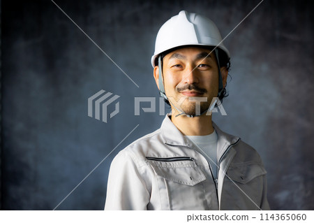 有武器的現場管理員 有武器的現場管理員 114365060