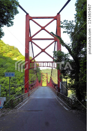 Tabiashi Bridge on National Route 418, the only bridge of its kind in Japan Tabiashi Bridge on National Route 418, the only bridge of its kind in Japan 114365467