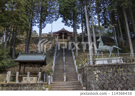 津津八幡神社 114366438