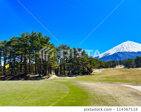 可以看到富士山的高爾夫球場 可以看到富士山的高爾夫球場 114367118