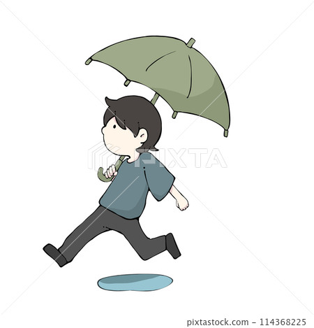 一個男孩撐著傘奔跑，跳過水坑 114368225