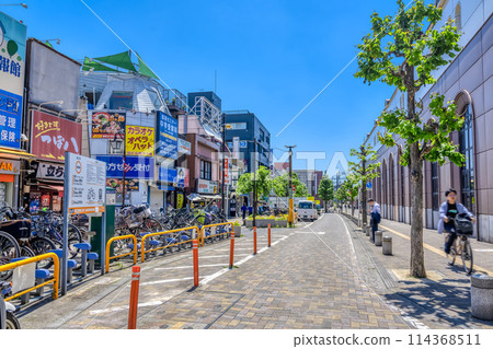 東京狛江站狛江市的城市景觀 東京狛江站狛江市的城市景觀 114368511