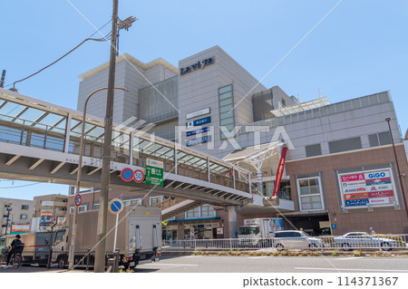 Scenery in front of the station: Shinsugita Station 114371367