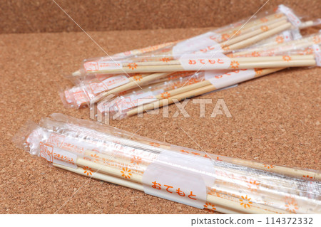disposable chopsticks, chopsticks, wood, disposable, disposable chopsticks, japan, japanese food, japanese, meal, japan 114372332