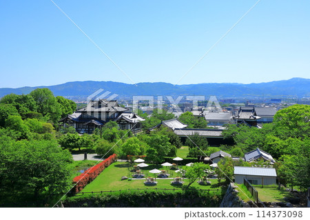 奈良縣大和郡山市，從郡山城遺址城堡塔樓看到的城市景觀 114373098