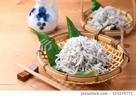 Whitebait (boiled whitebait) Whitebait (boiled whitebait) 114374772