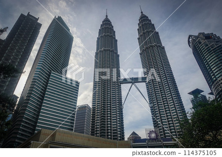 Petronas Twin Towers KLCC 114375105