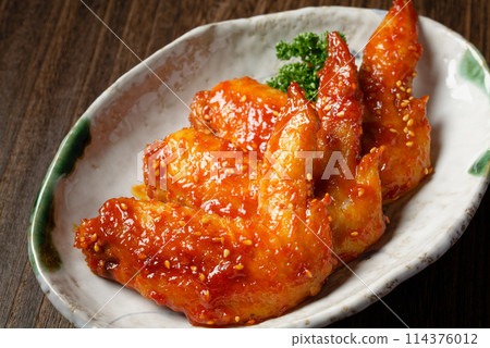 Yangnyeom Chicken Yangnyeom Chicken 114376012