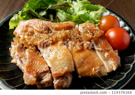 Chicken steak with onion sauce Chicken steak with onion sauce 114376168