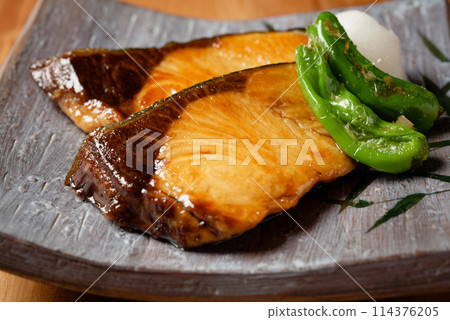 Teriyaki with grilled 114376205