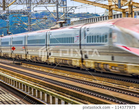 Please be careful as a down train will be passing on platform 2. Please be careful as a down train will be passing on platform 2. 114377975