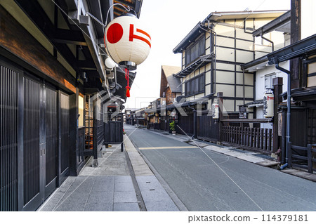 飛驒高山,清晨的“舊街景” 飛驒高山,清晨的“舊街景” 114379181