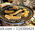  烤肉 114380429