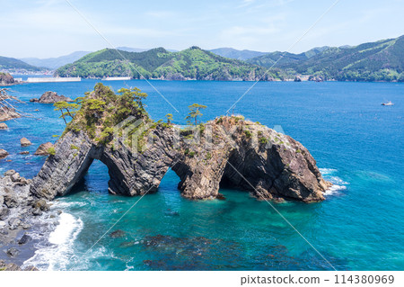 「岩手縣」蔚藍的大海和穴取磯的風景 114380969