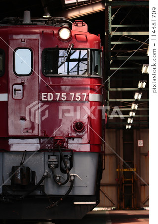 ED75-757 arrived at Aizu-Wakamatsu Transportation District (@photo session)_Photo taken on 2024/4/13 114381709