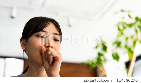 女性肖像 114386276