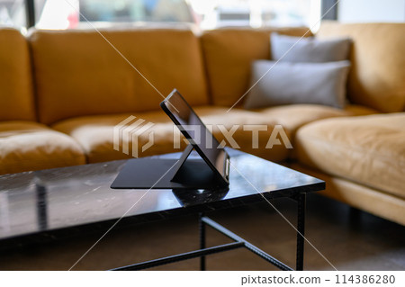 digital tablet, tablet, tablets 114386280