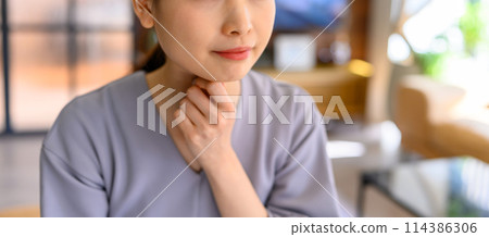 女性肖像 114386306