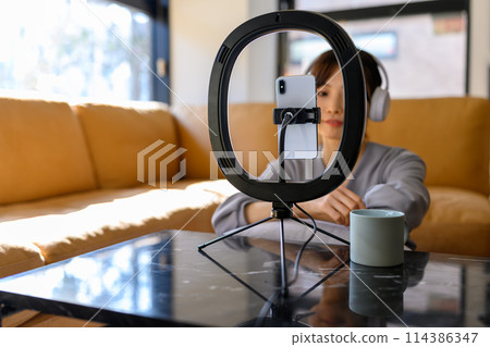 女人流 114386347