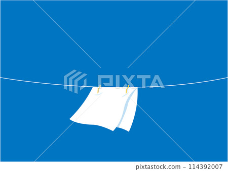 在藍天的襯托下晾曬床單的插圖（橫向） 114392007