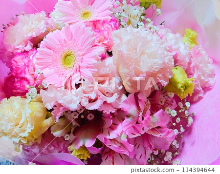 Cute pink bouquet 114394644