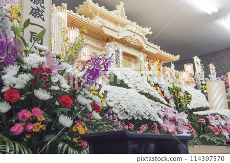 Funeral image Funeral image 114397570