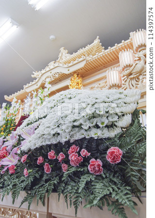 Funeral image Funeral image 114397574