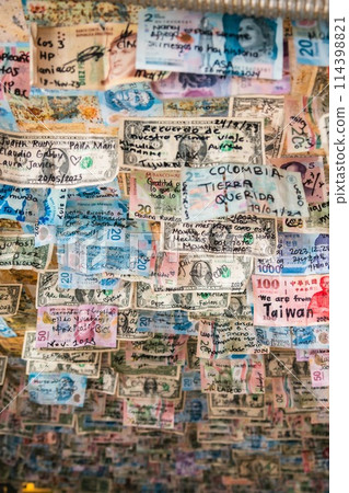 Mexican street food 114398821