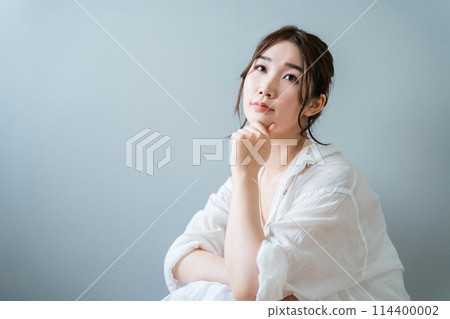 為女性提供自然美肌、美白的美容、護膚、基本化妝品(煩惱、擔憂、想法、煩惱) 為女性提供自然美肌、美白的美容、護膚、基本化妝品(煩惱、擔憂、想法、煩惱) 114400002