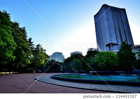 Morning view of Tokyo Midtown Hibiya from Hibiya Park Morning view of Tokyo Midtown Hibiya from Hibiya Park 114401387