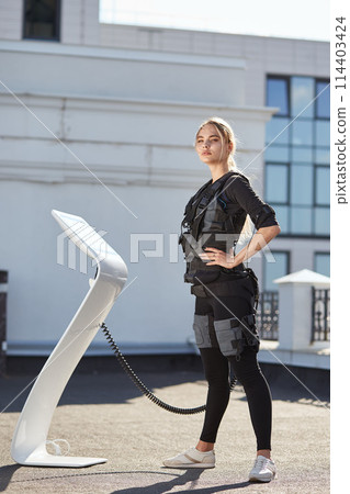 efficient fitness machine. fitness industry. EMS technology efficient fitness machine. fitness industry. EMS technology 114403424