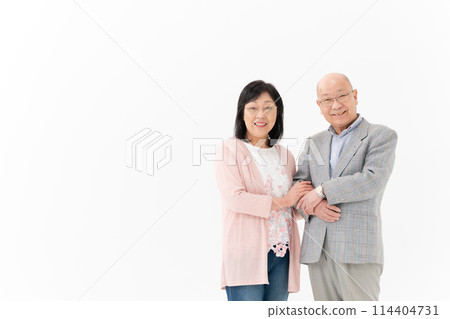 年長夫婦，好朋友，雙手交叉 114404731