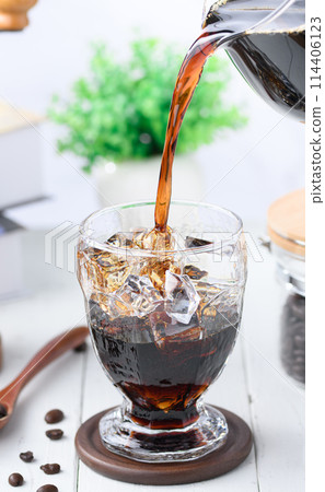 iced coffee 114406123