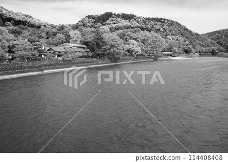 Kawabe Den 114408408