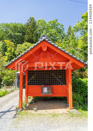 Sentaijizodo (near Asakuma Station on the Kintetsu Toba Line) 114408484