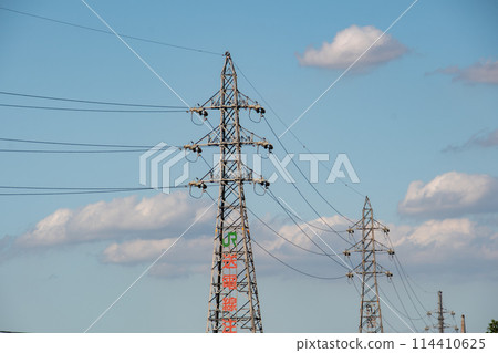 Transmission line and tower 114410625