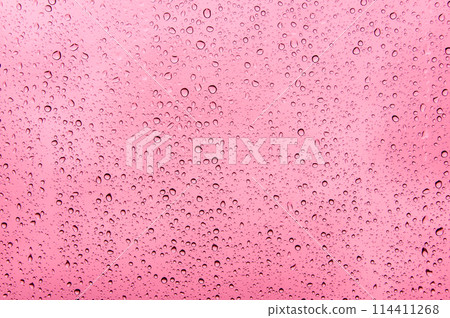 Water drops texture with purple background 114411268