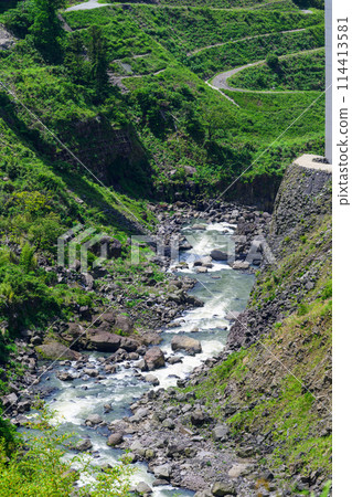 Kurokawa River and valley scenery - River flowing under Shin-Aso Ohashi Bridge (Minamiaso) Kurokawa River and valley scenery - River flowing under Shin-Aso Ohashi Bridge (Minamiaso) 114413581