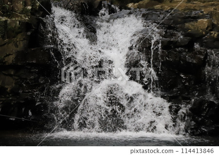 Otokobuchi and Mebuchi Falls Otokobuchi and Mebuchi Falls 114413846