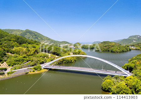 香川縣著名的鱸魚釣魚勝地府中湖 香川縣著名的鱸魚釣魚勝地府中湖 114413903