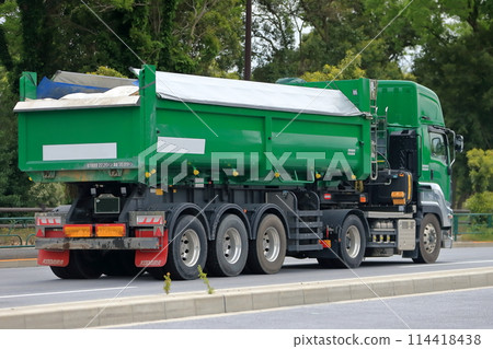 拖車轉儲圖像 114418438