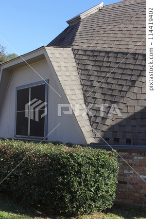 Geodesic Building Located in Rural East Texas 114419402